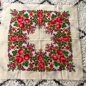 Pavlovo Posad Traditional Shawl 100% Wool Scarf Shawl